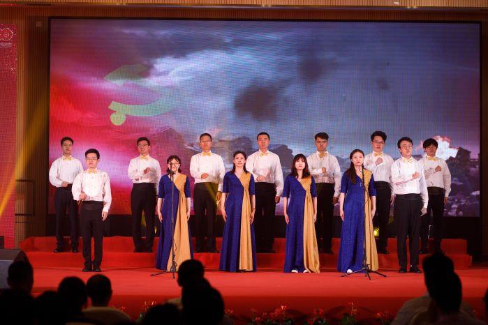 10、《唱支山歌给党听》江苏分公司